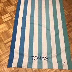 5/15$ TOMAS Striped Beach Towel​